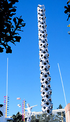 Hudson Sculpture - Paradigm Shift