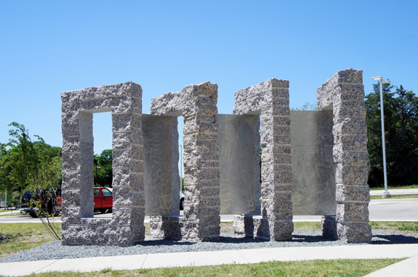 Recent Projects - FENESTRAE AETERNITATIS WHITE ROCK Sculpture