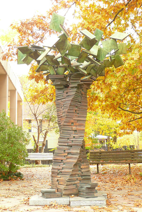 Sculpture USA - TREE OF KNOWLEDGE 